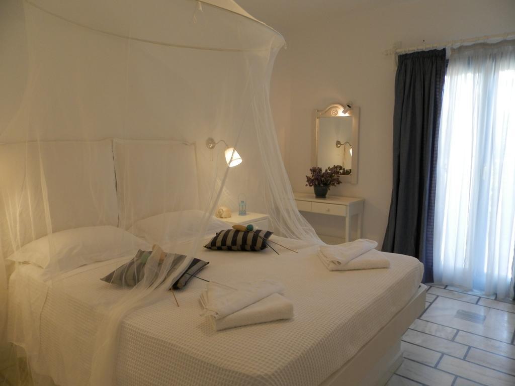 Nissiotiko Studios & Apartments Drios Luaran gambar